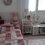 Villa Talo Pienessae Ryttylaen Kylaessae Hausjarvi