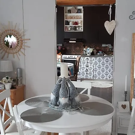 Villa Talo Pienessae Ryttylaen Kylaessae Hausjarvi